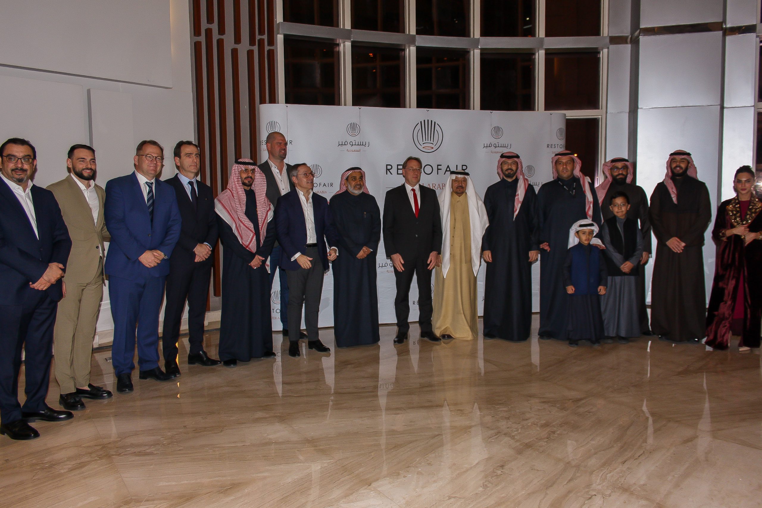 RESTOFAIR - A -9772 (1)